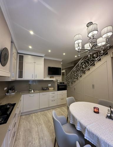 3-rooms apartment apartment by the address st. Kulikovo pole pl Oktyabrskoy revolyutsii pl (area 120 m²) - Atlanta.ua - photo 22