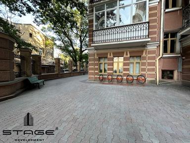 3-rooms apartment apartment by the address st. Kulikovo pole pl Oktyabrskoy revolyutsii pl (area 151 m²) - Atlanta.ua - photo 26