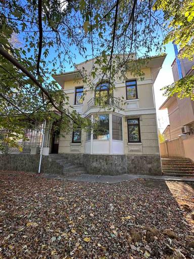 Дом по адресу ул. Спортивная (площадь 430 м²) - Atlanta.ua - фото 26