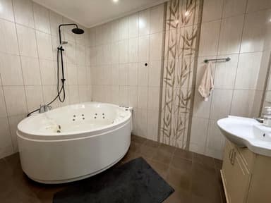 Дом по адресу ул. Украинки (площадь 300 м²) - imageAlt 59 Дом по адресу ул. Украинки (площадь 300 м²) - Atlanta.ua - imageAlt 59