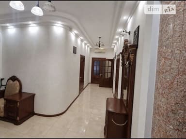 Дом по адресу ул. Грушевского (площадь 421 м²) - imageAlt 10 Дом по адресу ул. Грушевского (площадь 421 м²) - Atlanta.ua - imageAlt 10