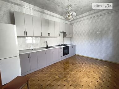 Дом по адресу ул. Сурикова (площадь 300 м²) - imageAlt 23 Дом по адресу ул. Сурикова (площадь 300 м²) - Atlanta.ua - imageAlt 23
