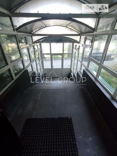 Комерційна нерухомість за адресою вул. Уманська (площа 362,1 м²) - фото 29 Комерційна нерухомість за адресою вул. Уманська (площа 362,1 м²) - Atlanta.ua - фото 29