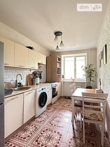 Многокомнатная квартира по адресу ул. Парусная (площадь 93 м²) - imageAlt 15 Многокомнатная квартира по адресу ул. Парусная (площадь 93 м²) - Atlanta.ua - imageAlt 15