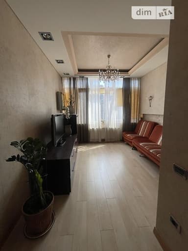 Многокомнатная квартира по адресу ул. Солнечная (площадь 175,7 м²) - imageAlt 46 Многокомнатная квартира по адресу ул. Солнечная (площадь 175,7 м²) - Atlanta.ua - imageAlt 46