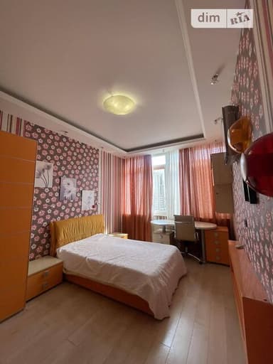 Многокомнатная квартира по адресу ул. Солнечная (площадь 175,7 м²) - imageAlt 57 Многокомнатная квартира по адресу ул. Солнечная (площадь 175,7 м²) - Atlanta.ua - imageAlt 57