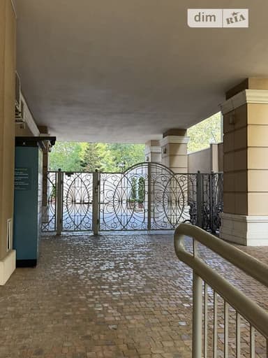 3-комнатная квартира по адресу ул. Леонтовича (площадь 150 м²) - imageAlt 46 3-комнатная квартира по адресу ул. Леонтовича (площадь 150 м²) - Atlanta.ua - imageAlt 46