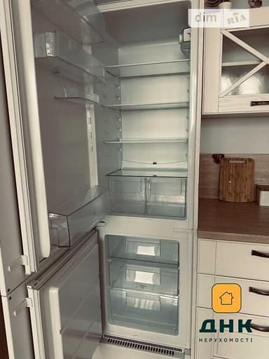 1-комнатная квартира по адресу ул. Литературная (площадь 62 м²) - фото 11 1-комнатная квартира по адресу ул. Литературная (площадь 62 м²) - Atlanta.ua - фото 11