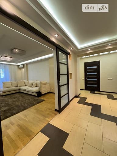 Многокомнатная квартира по адресу ул. 13-го трамвая линия (площадь 132 м²) - imageAlt 36 Многокомнатная квартира по адресу ул. 13-го трамвая линия (площадь 132 м²) - Atlanta.ua - imageAlt 36