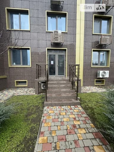 Комерційна нерухомість за адресою вул. Спортивна (площа 60,5 м²) - imageAlt 17 Комерційна нерухомість за адресою вул. Спортивна (площа 60,5 м²) - Atlanta.ua - imageAlt 17