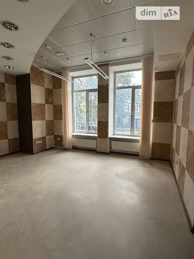 Коммерческая недвижимость по адресу (площадь 186 м²) - imageAlt 34 Коммерческая недвижимость по адресу (площадь 186 м²) - Atlanta.ua - imageAlt 34