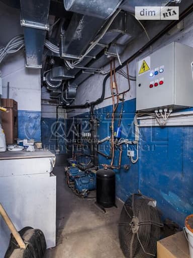 Комерційна нерухомість за адресою вул. Володимирська (площа 520 м²) - фото 65 Комерційна нерухомість за адресою вул. Володимирська (площа 520 м²) - Atlanta.ua - фото 65