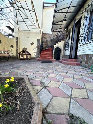 Дом по адресу ул. Солнечная (площадь 260 м²) - imageAlt 24 Дом по адресу ул. Солнечная (площадь 260 м²) - Atlanta.ua - imageAlt 24