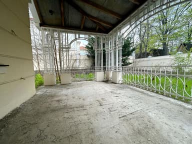 Дом по адресу ул. Дмитриевская (площадь 777 м²) - imageAlt 34 Дом по адресу ул. Дмитриевская (площадь 777 м²) - Atlanta.ua - imageAlt 34