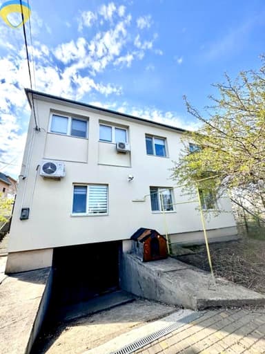 Дом по адресу ул. Бескаравайного (площадь 200 м²) - фото 24 Дом по адресу ул. Бескаравайного (площадь 200 м²) - Atlanta.ua - фото 24