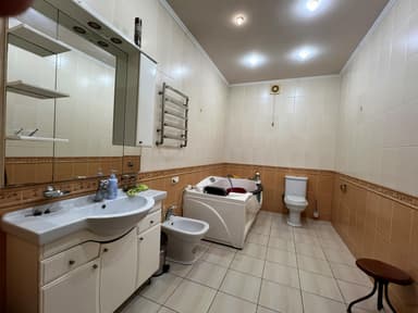 Многокомнатная квартира по адресу ул. Нежинская (площадь 412 м²) - imageAlt 31 Многокомнатная квартира по адресу ул. Нежинская (площадь 412 м²) - Atlanta.ua - imageAlt 31