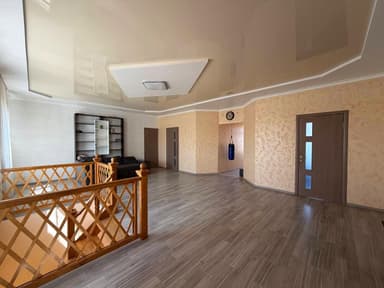 Дом по адресу ул. Героев комсомольцев (площадь 195 м²) - фото 15 Дом по адресу ул. Героев комсомольцев (площадь 195 м²) - Atlanta.ua - фото 15