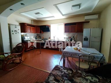 Дом по адресу ул. Центральная (площадь 216 м²) - imageAlt 28 Дом по адресу ул. Центральная (площадь 216 м²) - Atlanta.ua - imageAlt 28