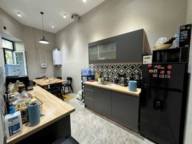 Коммерческая недвижимость по адресу (площадь 210 м²) - imageAlt 55 Коммерческая недвижимость по адресу (площадь 210 м²) - Atlanta.ua - imageAlt 55