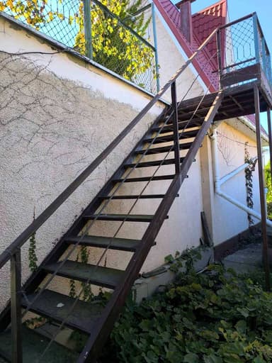 Дом по адресу ул. Центральная (площадь 140 м²) - imageAlt 32 Дом по адресу ул. Центральная (площадь 140 м²) - Atlanta.ua - imageAlt 32