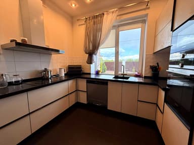 Дом по адресу ул. Спортивная (площадь 260 м²) - imageAlt 106 Дом по адресу ул. Спортивная (площадь 260 м²) - Atlanta.ua - imageAlt 106