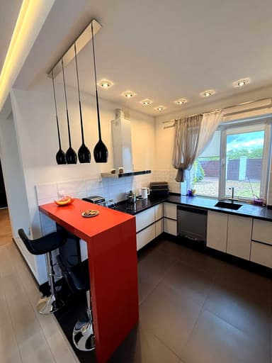Дом по адресу ул. Спортивная (площадь 260 м²) - imageAlt 105 Дом по адресу ул. Спортивная (площадь 260 м²) - Atlanta.ua - imageAlt 105