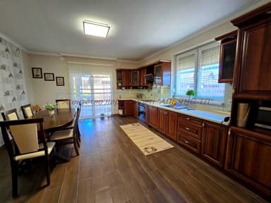 Дом по адресу ул. Корытнянская (площадь 140 м²) - imageAlt 34 Дом по адресу ул. Корытнянская (площадь 140 м²) - Atlanta.ua - imageAlt 34